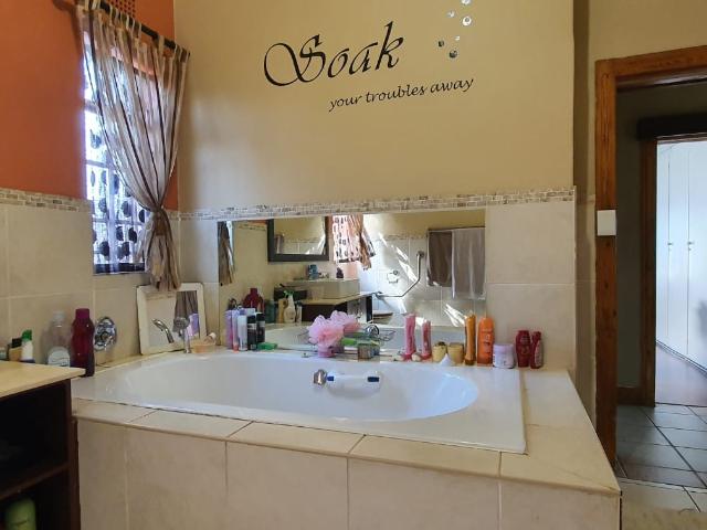House for sale in Vosloorus, Gauteng