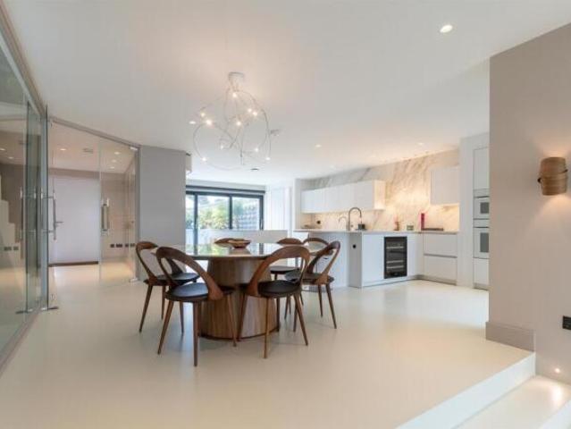House for sale in Sandbanks, Poole