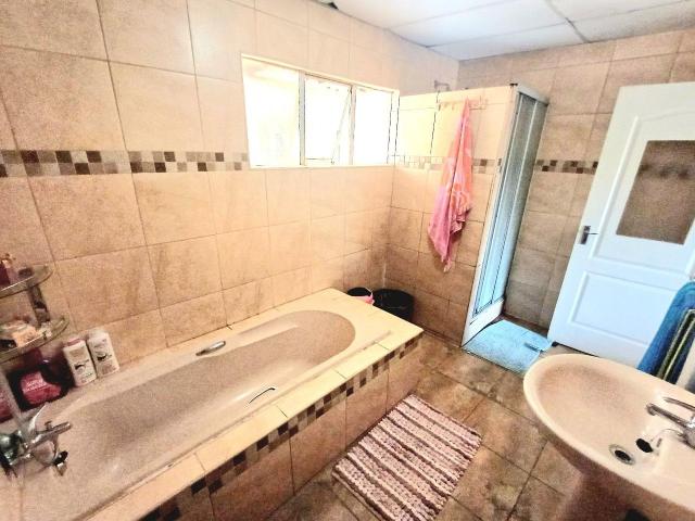 House for sale in Vosloorus, Gauteng