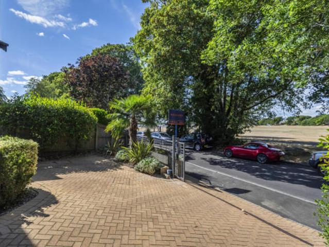 House for sale in Lane, Kirklees