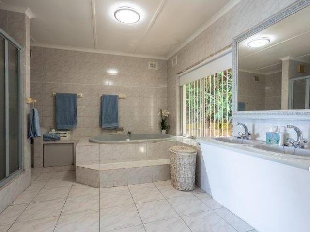 House for sale in Umdloti