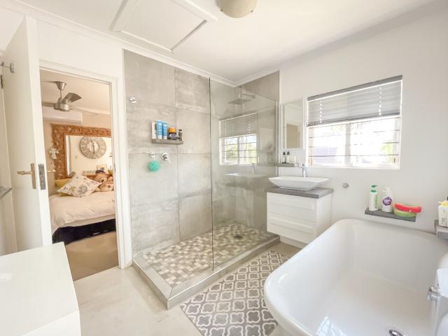 House for sale in Umhlanga, Kwazulu-natal