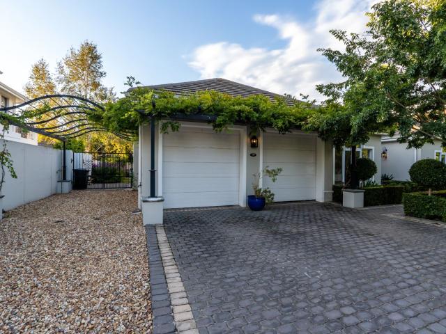 House for sale in Onverwacht, Western Cape