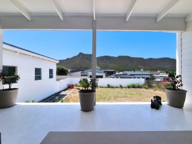 House for sale in Baardskeerdersbos, Western Cape