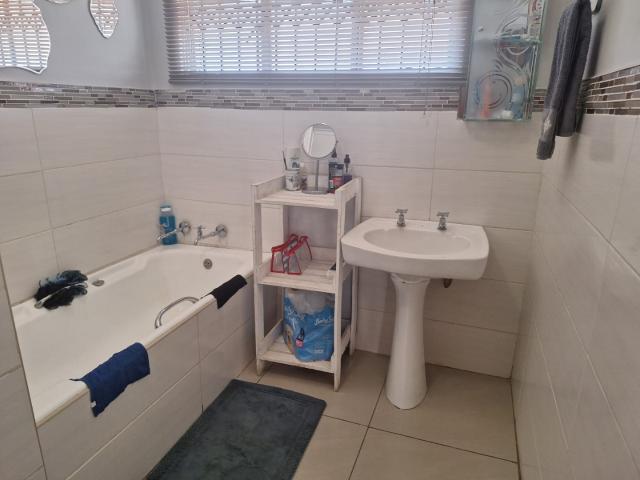 House for sale in Dr Ruth Segomotsi Mompati District Municipality, North West