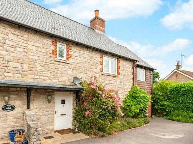 House for sale in Warminster, Wiltshire