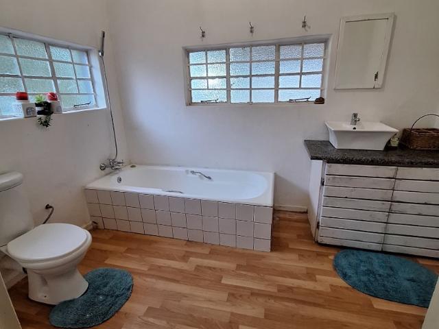 House for sale in Frances Baard, Northern Cape