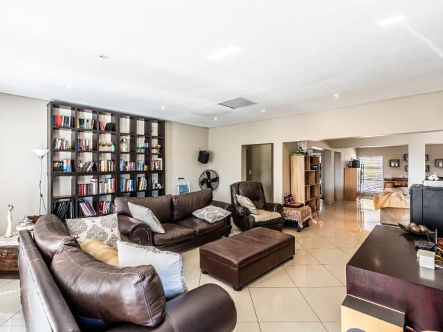 House for sale in Waterkloof, Gauteng