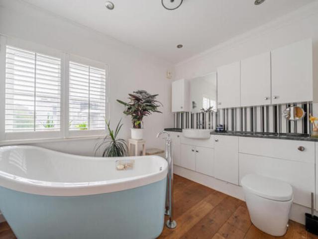 House for sale in Spring Vale, Hampshire