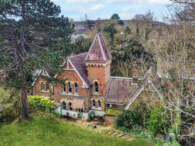 House for sale in Surrey