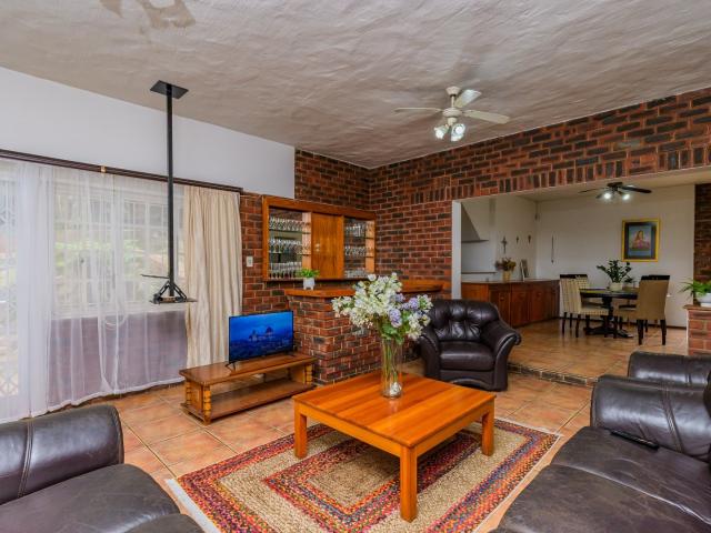 House for sale in Queensburgh, Kwazulu-natal