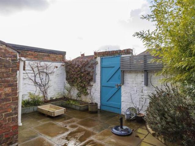 House for sale in The Groves, York