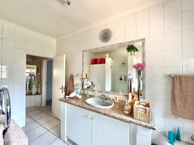 House for sale in Vosloorus, Gauteng