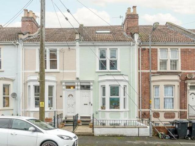 House for sale in Feckenham, City Of Bristol
