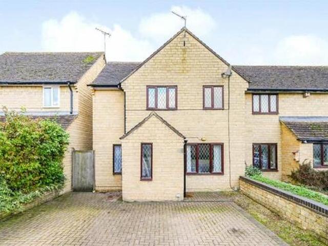 House for sale in Black Bourton, Oxfordshire