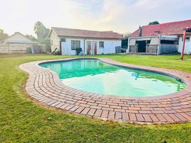 House for sale in Johannesburg, West