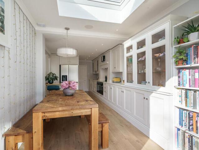 House for sale in Brentford End, Greater London