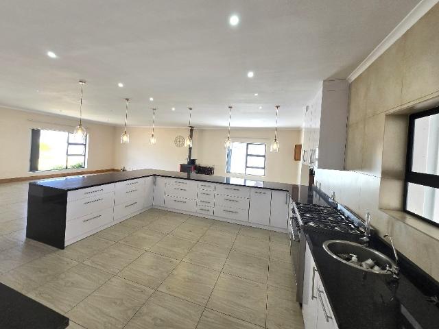 House for sale in West Coast, Riebeeck Valley