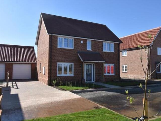 House for sale in Dale Hill, Essex