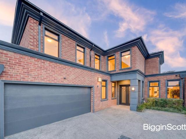 House for sale in Glen Waverley, Melbourne
