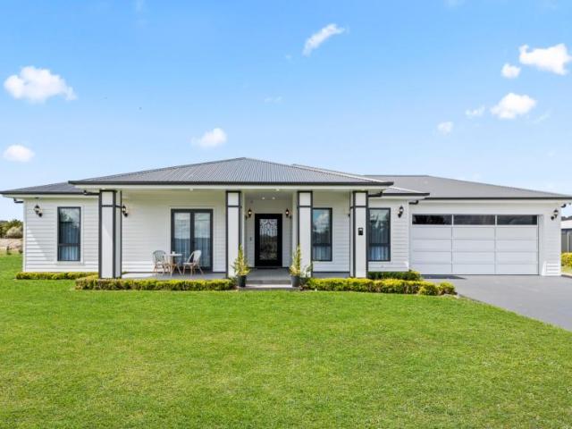 House for sale in Brisbane Grove, New South Wales