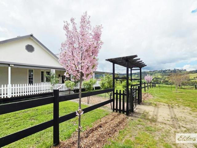 House for sale in Harcourt North, City of Greater Bendigo
