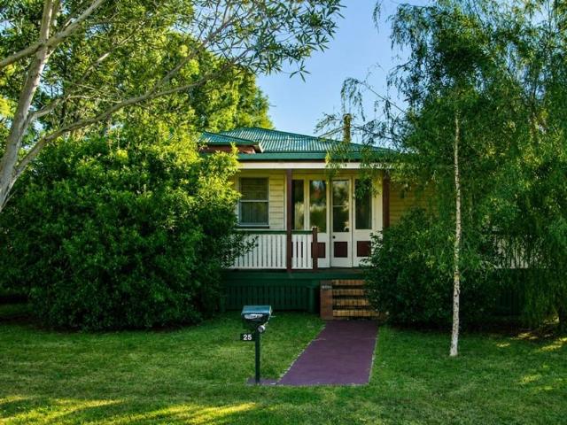 House for rent in Harristown, Queensland