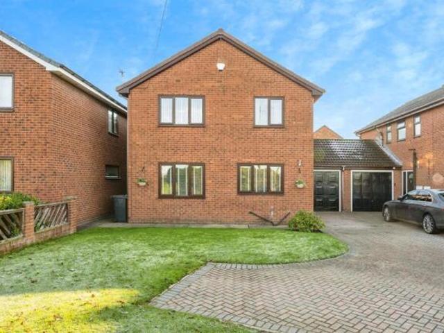 House for sale in Hatfield, South Yorkshire