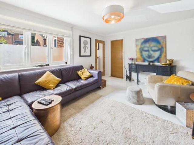 House for sale in Hammerfield, Pouchen End