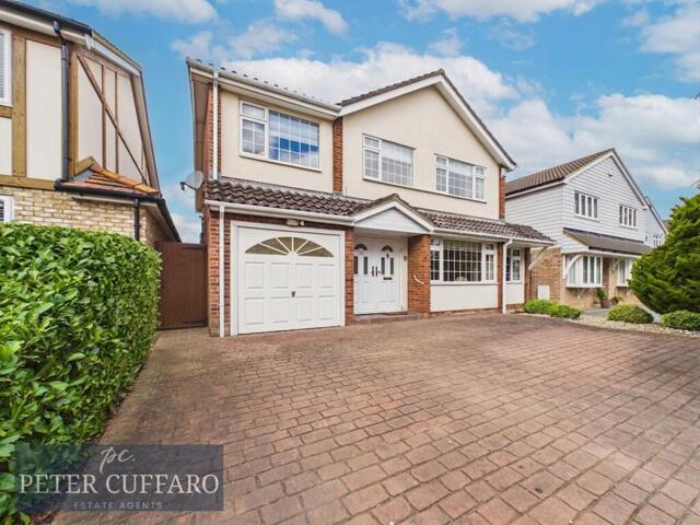 House for sale in Broxbourne, Hertfordshire