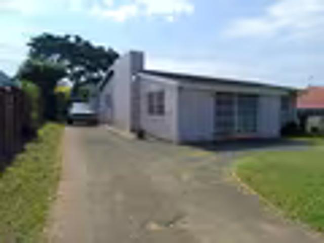 House for sale in Queensburgh, Kwazulu-natal