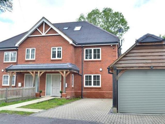 House for rent in Hillingdon, Ickenham House for rent in Hillingdon, Ickenham