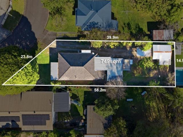 House for sale in Holland Park, Greater Brisbane