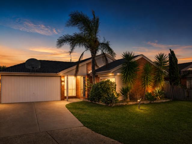 House for sale in Golden Square, Melbourne