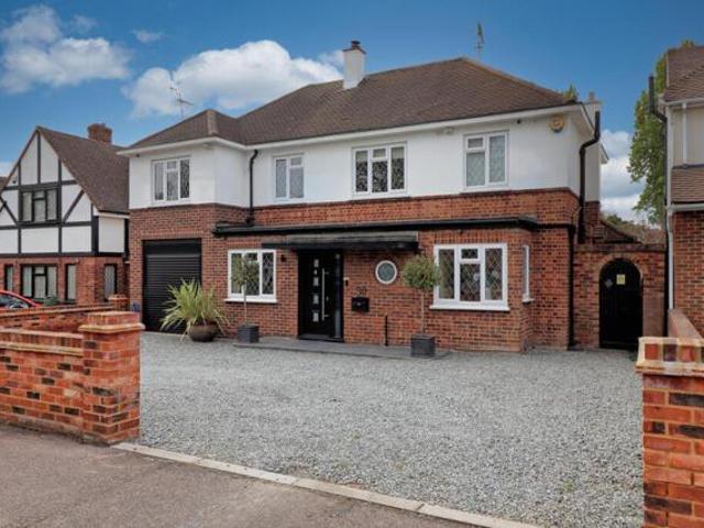 House for sale in Hornchurch, Greater London