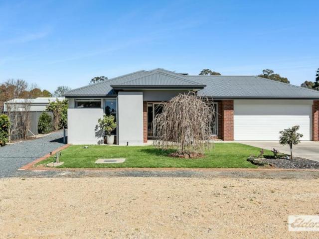 House for sale in Howlong, Federation Council