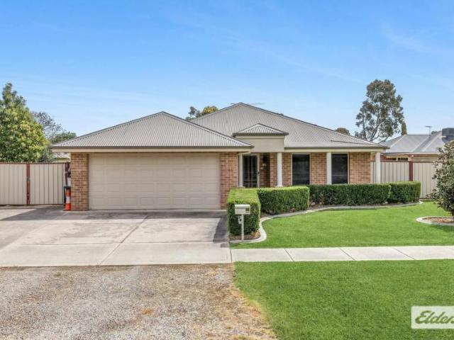 House for sale in Howlong, Federation Council