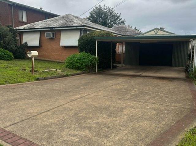House for rent in Dernancourt, Adelaide