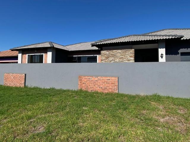 House for sale in Pullens Hope, Mpumalanga