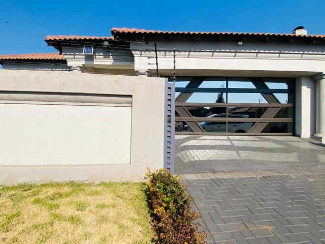 House for sale in Pullens Hope, Mpumalanga