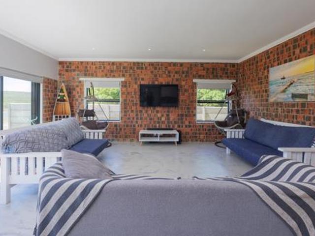 House for sale in Rietpoel, Theewaterskloof Local Municipality