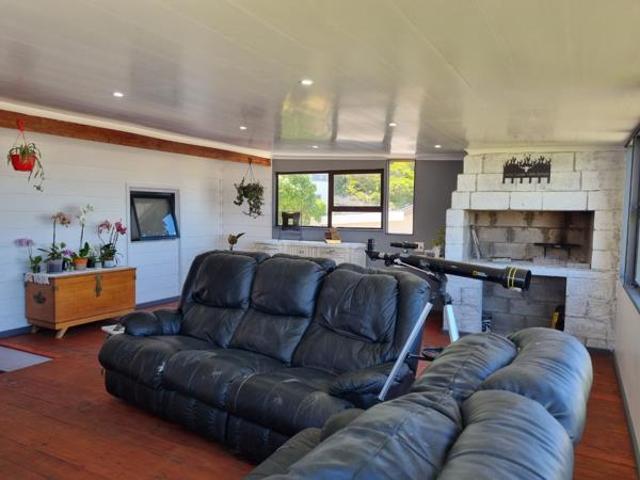 House for sale in Rietpoel, Theewaterskloof Local Municipality