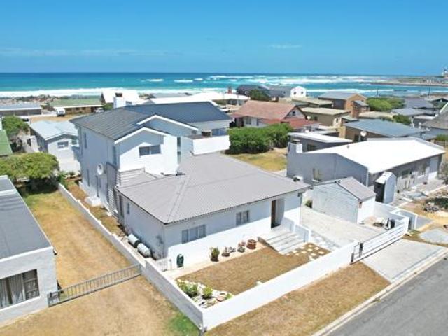 House for sale in Western Cape