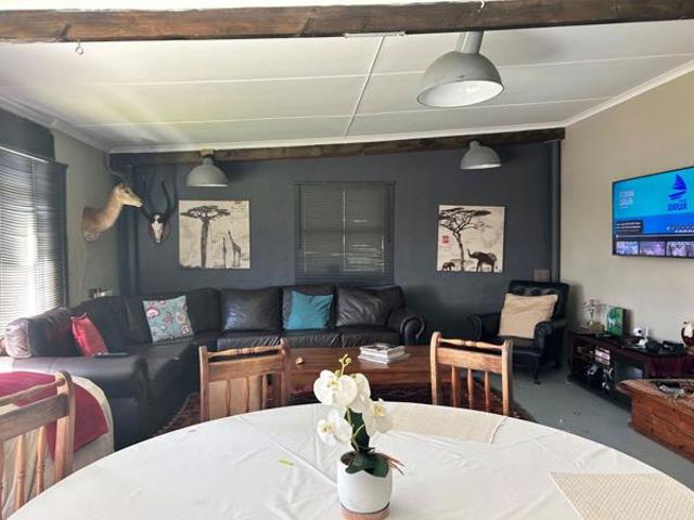 House for sale in Bushmans River Mouth, Eastern Cape