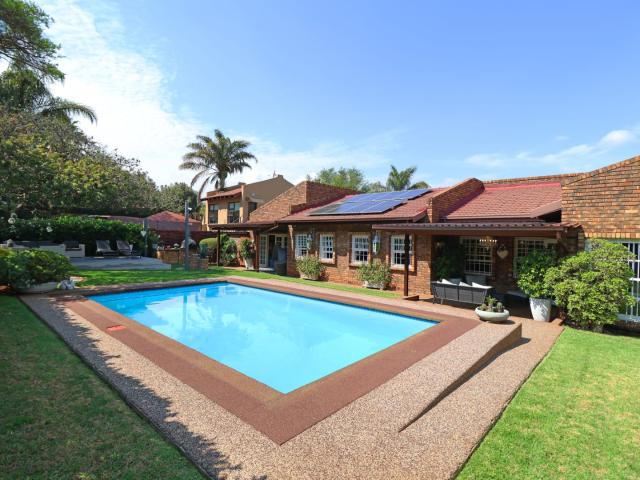 House for sale in Roodepoort, City of Johannesburg Metropolitan Municipality