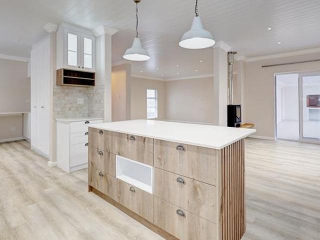 House for sale in Cape Town, Western Cape