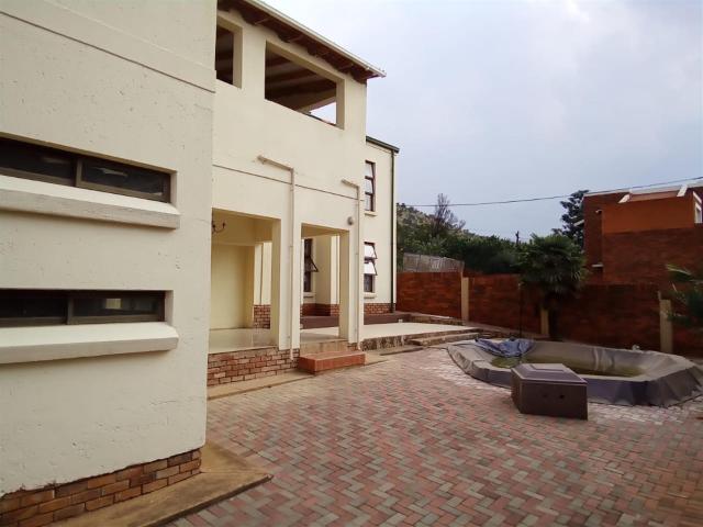 House for sale in Akasia, Gauteng
