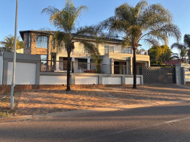 House for sale in Akasia, Gauteng