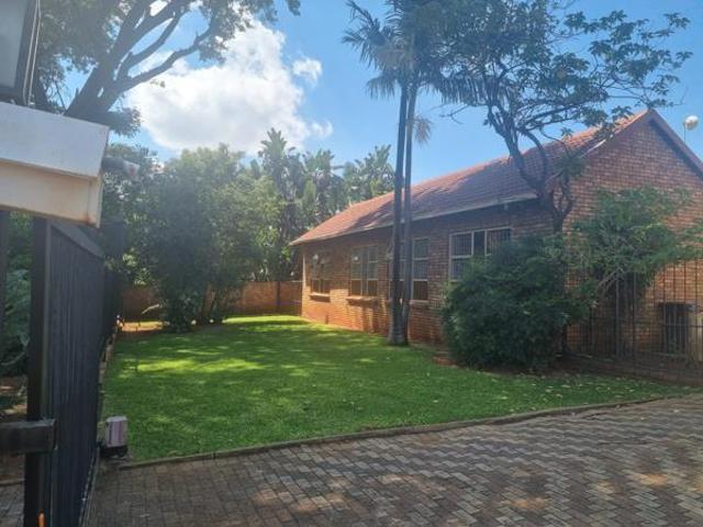 House for rent in Karenpark, Akasia