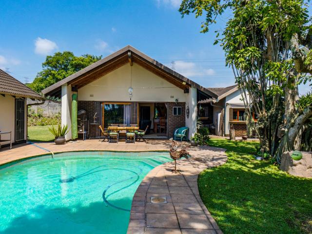 House for sale in Amanzimtoti, Kwazulu-natal